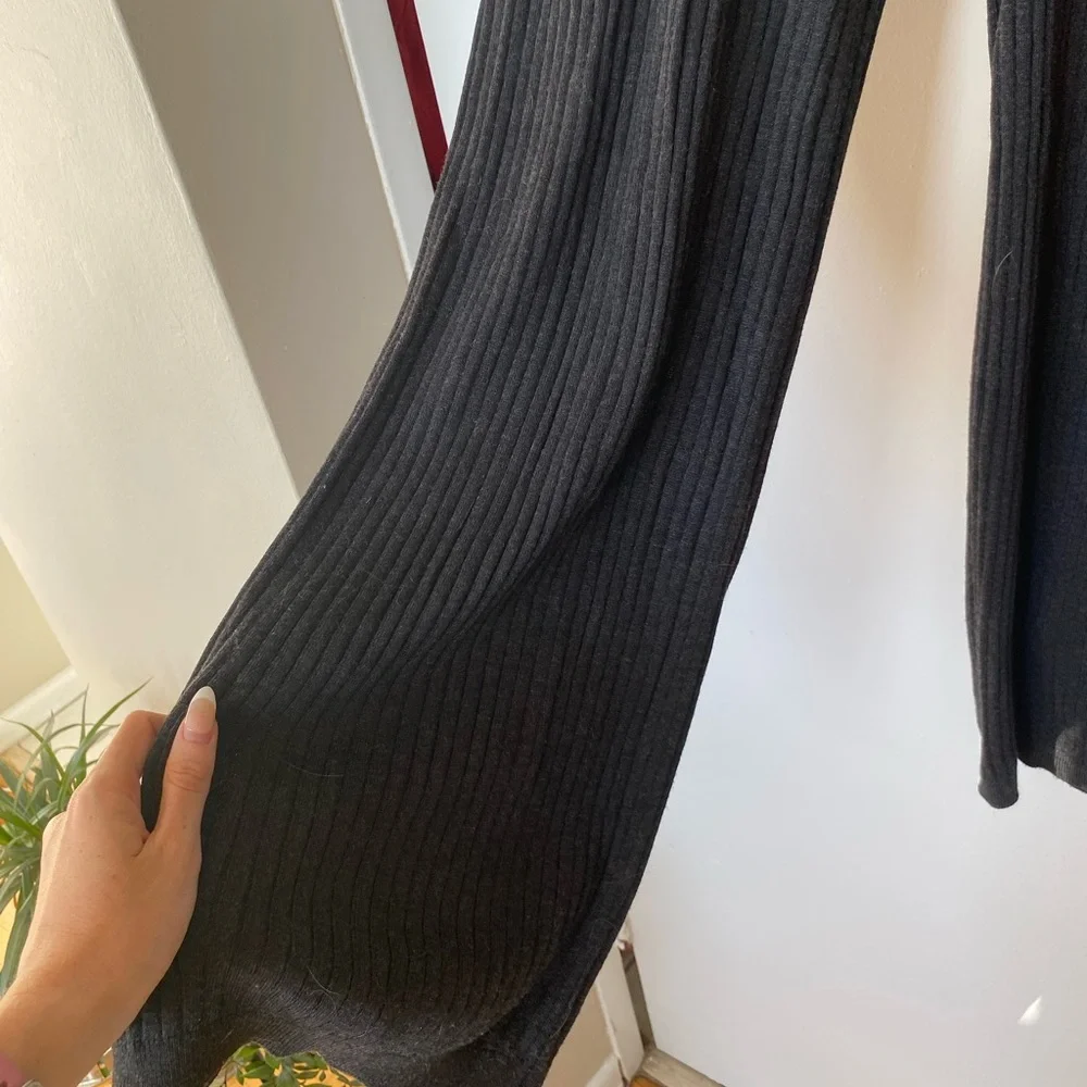 H&M Ribbed Wide Leg Pants 🖤 - Picture 2 of 4